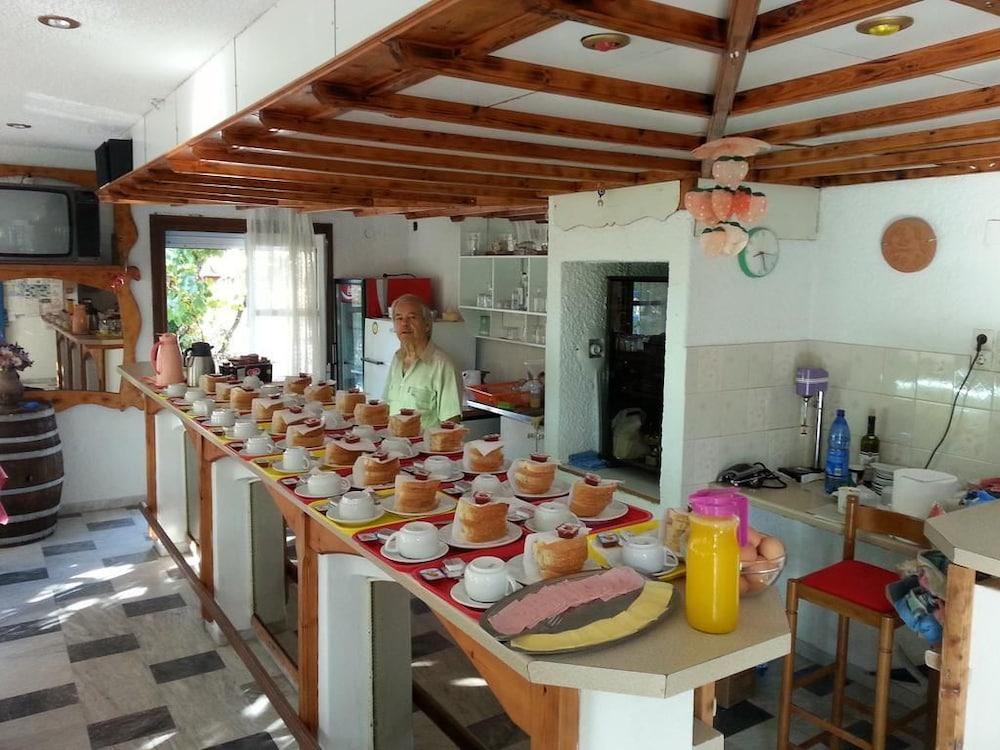 Rania Beach อิไรออน ภายนอก รูปภาพ